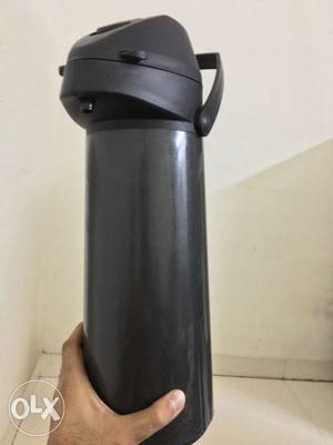 Brand New Black Thermos Flask(AIRPOT)