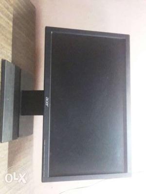 LED monitor,18.5 inches in good condition
