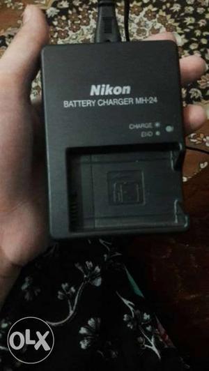 Nilkon camera if any 1 intrested so msg me plzz