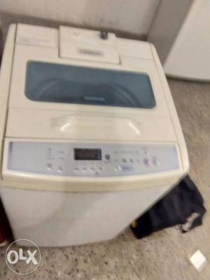 Samsung 6 kg washing machine in good condition I