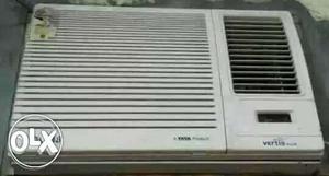 Super condition White voltas Vertis 1 5 Air Conditioner unit