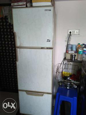 Videocon 3 door fridge in very good condition