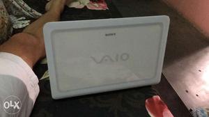 White sony viao c series good condition and
