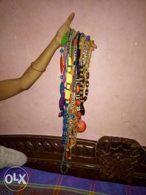 10 peices of beautiful western necklaces 200₹