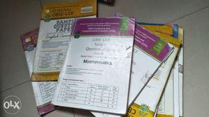 9th Std. Guid material Books of 5 main subject