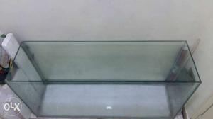 Aquarium 4ft ×14 inch with height 2ft. almost new.