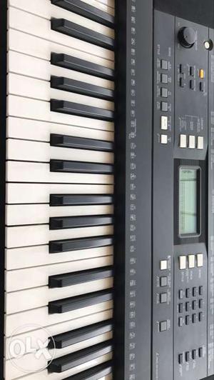 Synthesizer Yamaha PSR E343