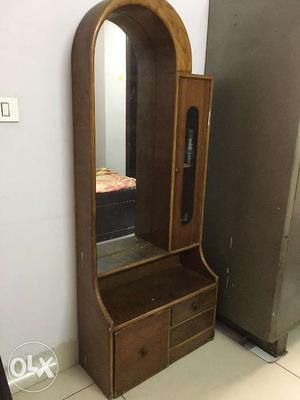 Teak wood dressing table in good condition. Price