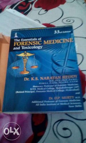 This book is forensic medicine and toxicology.yeh