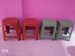 4 tables for Rs. 450