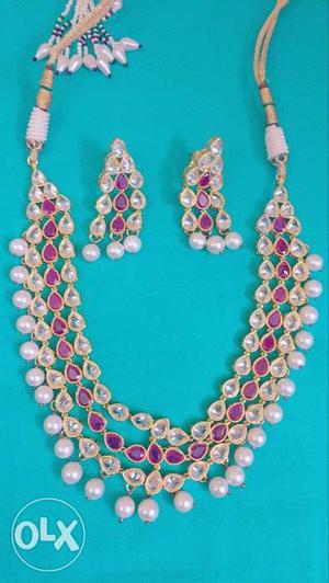 Beautiful Kundan jewelery earring and maang teeka