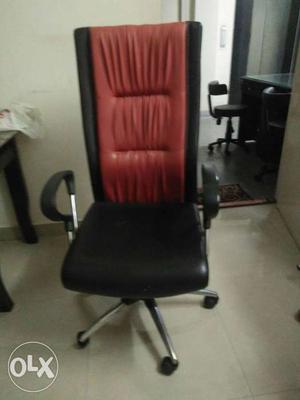 Black And Red Padded Office Rolling Chair