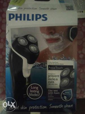 Black Philips Electric Shaver Box