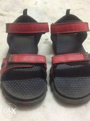 Black-and-red Hiking Sandals