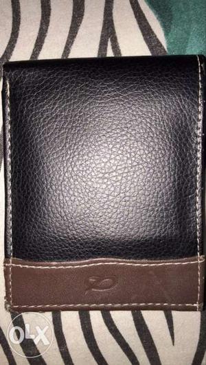 Denim's Pure Leather Black Wallet