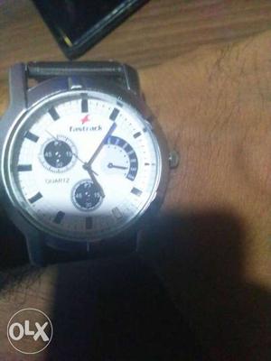 Fastrack watch new and with good quality for u