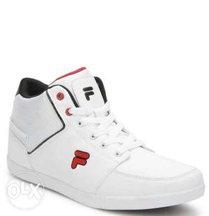 Fila white shoes bought for 3k and selling for 3k