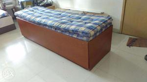 Folding bed with Storage (Cotton mattress included)