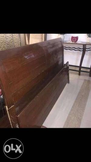 Good quality wood Price little Negotiable Pick it