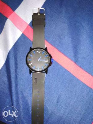 I want to sell original puma watch only 1 month