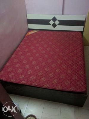 King size bed with Sleepwell mattress used only