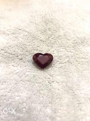 Natural Ruby with heart shape cutting(11ct)
