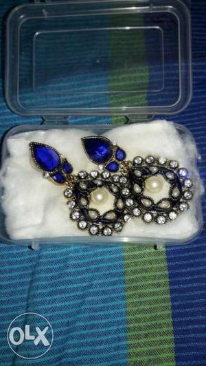 New blue Embellished Gem Drop Earrings