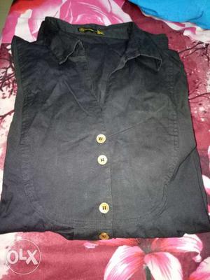 New ladies shirt xxl in black only one time use