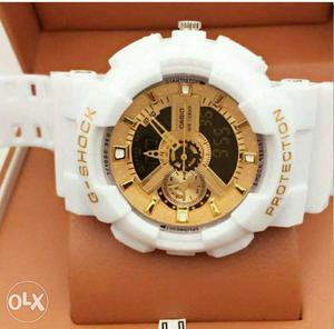 New with box and bill Round White And Gold Casio G-Shock