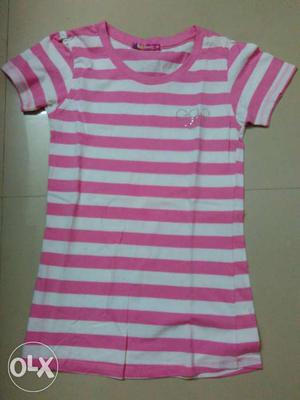 Pink tshirt for girls. M size