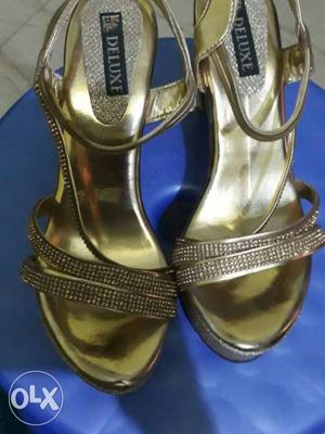 Size 7 Golden colour new sandals