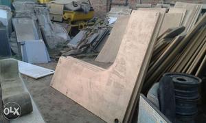 Table top sell in bulk good condition