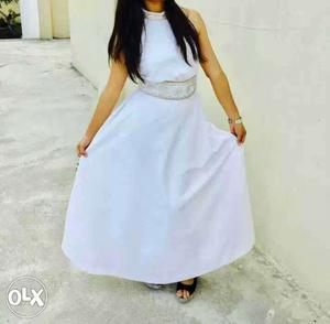 Women's White Sleeveless Floor Length Dress