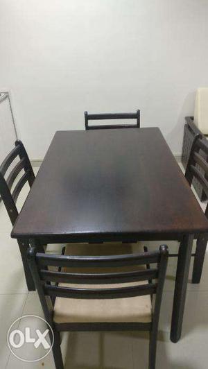 4-seater Dining Table with Chairs