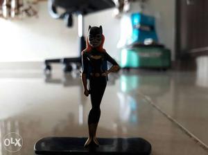 Batgirl Figurine