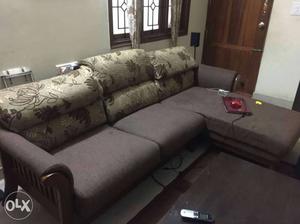 L Lounge Sofa set which is in good condition,