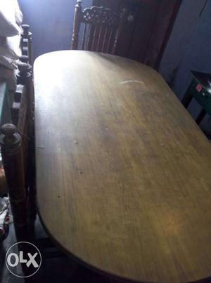 New dining table made up of teak very costly