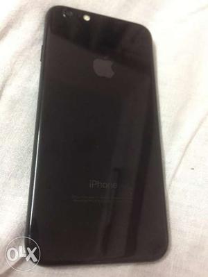 Apple iPhone  GB in iPhone 7 Jet Black Body