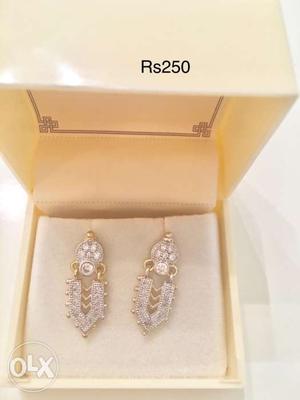 Drop Earrings at negotiable price