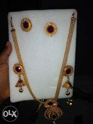 Gold Jewelry Set In Package