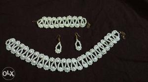 Handmade Pearl Necklace Set with earrings and