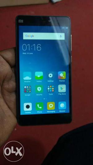 Mi 4i mobile in a good condition with box charger