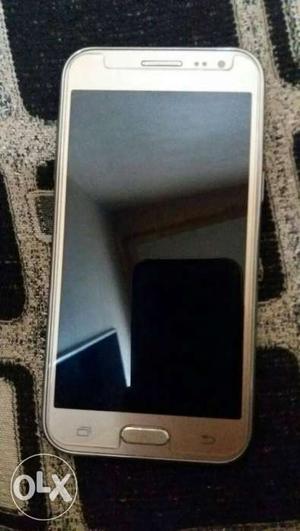 Samsung J2 sell 1 year used fully neat condition