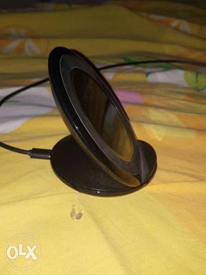 Samsung wireless fast charge with stand used only