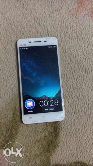 Want to sell my vivo v3 in A1 condition