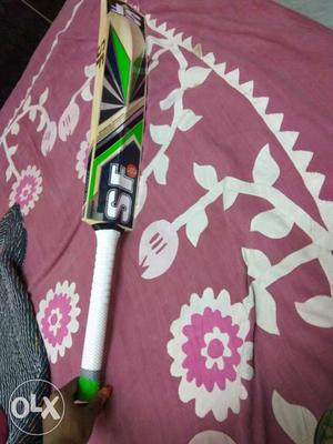 Black, Beige, And Green SF new Cricket Bat