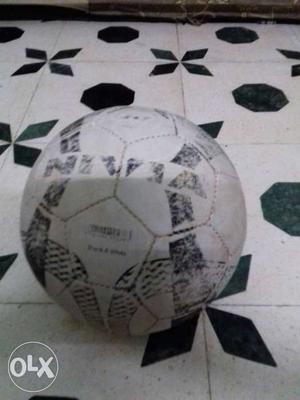 Football of NIVIA COMPANY size 5