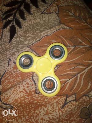 Yellow And Grey Three-bladed Fidget Spinner