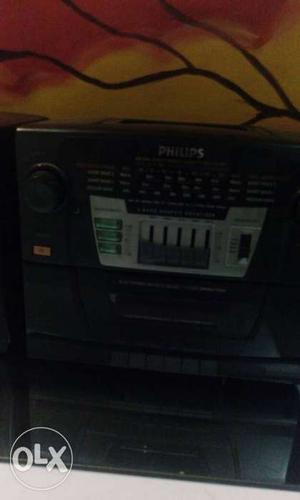 Black Philips Stereo