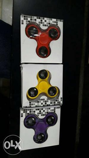 Fidget spinners.Colors available